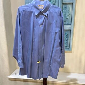 Roundtree & Yorke Blue Dress Shirt